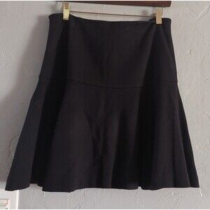 Lauren Ralph Lauren  Skirt Women's Size 6,Rayón, Nylon, Spandex,19 Inch Long.